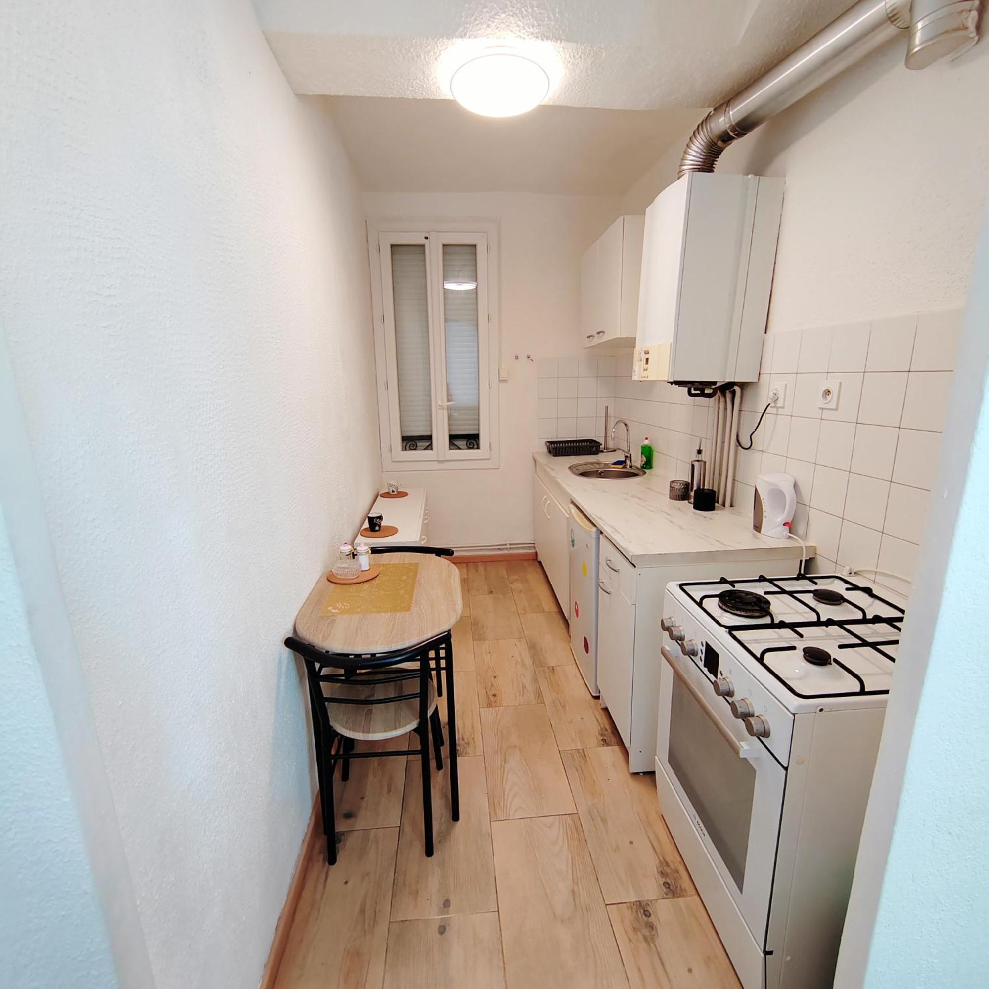 Charmant F3 Avec Terrasse Перпинян Екстериор снимка